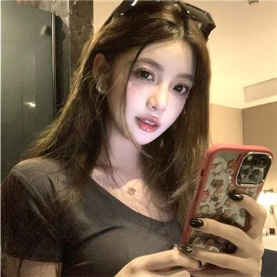 哆啦美与青色稻草人