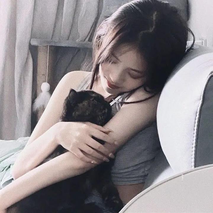 吉雅丝和罗克珊